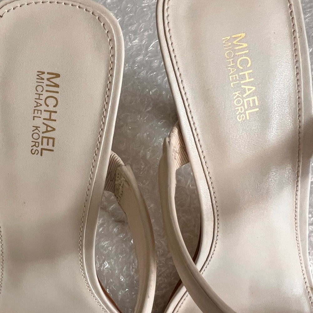 MICHAEL KORS - Picture 6 of 7